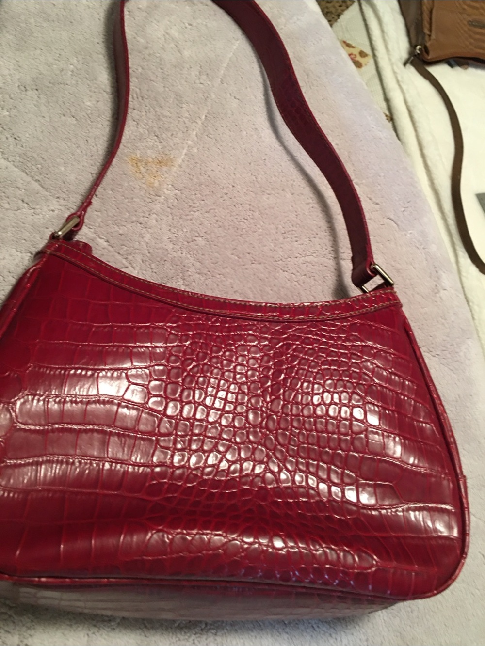 Liz Claiborne Red Croc-Embossed Shoulder Bag with Gold trim 
Like new